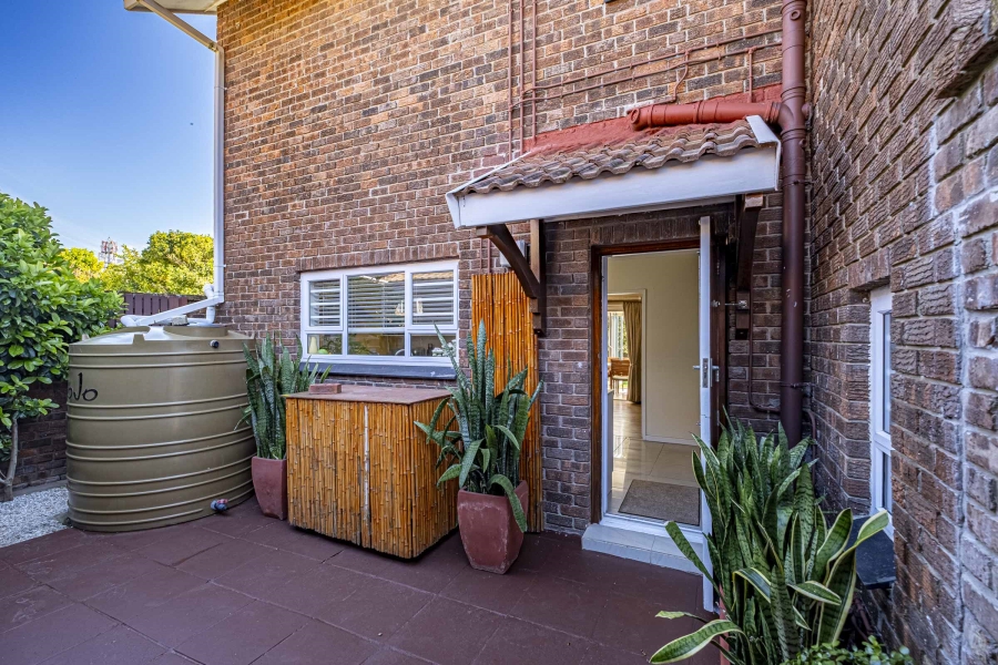 4 Bedroom Property for Sale in Summerstrand Eastern Cape